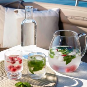 Bahamas - Pitcher - Clear