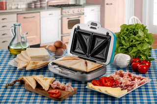 Sandwiches and cookies 3 in 1