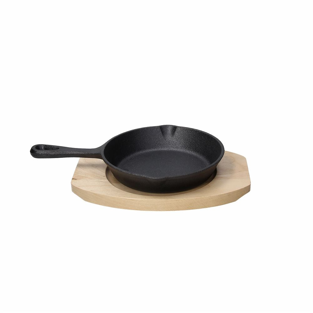 Fusion Taste Cast Iron Round Frying Pan with Beech Trivet 15cm